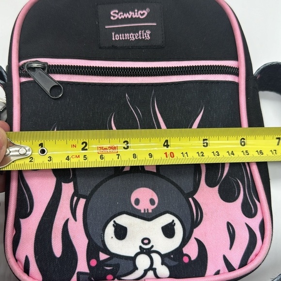 Kuromi by Sanrio Loungefly Black Pink Nylon Crossbody Bag NYB6056 - Picture 11 of 11